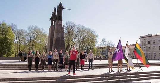 Spaudos atgavimo dieną Katedros aikštėje atidaryta Z. Kazėno fotoparoda apie kovą už Lietuvos laisvę
