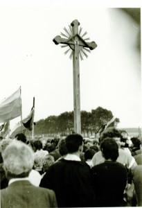 J. Kasparavičiaus kryžius Baltijos kelyje.1989 m.