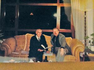1998 m. Mykolas Firkovičius su prof. Harviainen Ankaroje