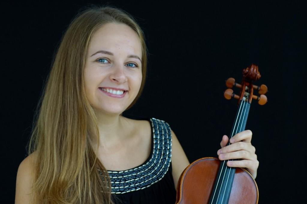 Jaunųjų menininkų koncertų ciklą vainikuos – trakietė smuikininkė Katažyna Narkevič