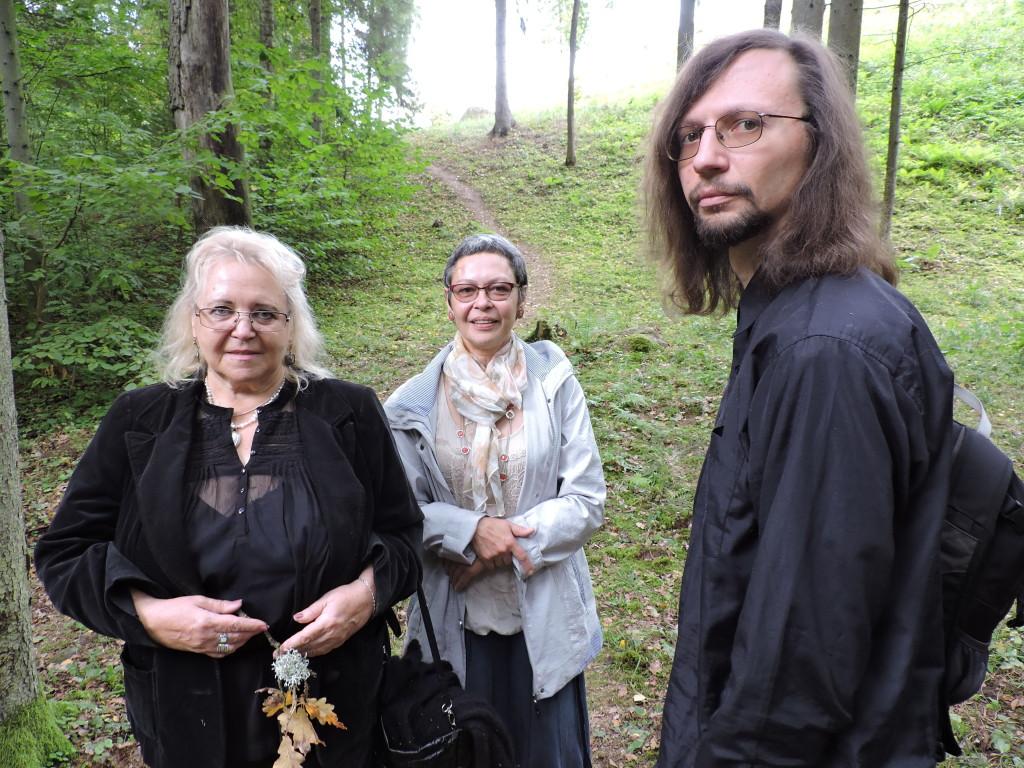 Atminimo paminklo įteisinimo ceremonijoje dalyvavo prof. R. Kazlausko žmona Dijana, sūnus Egidijus, duktė Jūratė