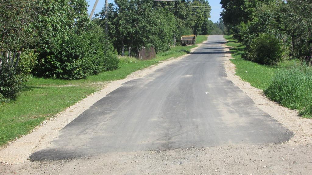 Onuškio senūnijoje Taučionių kaime išasfaltuota Taučionių gatvės atkarpa 