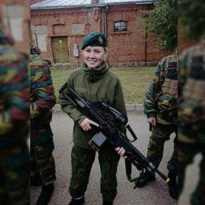 Tarnyba Lietuvos kariuomenėje  žavi ir merginas