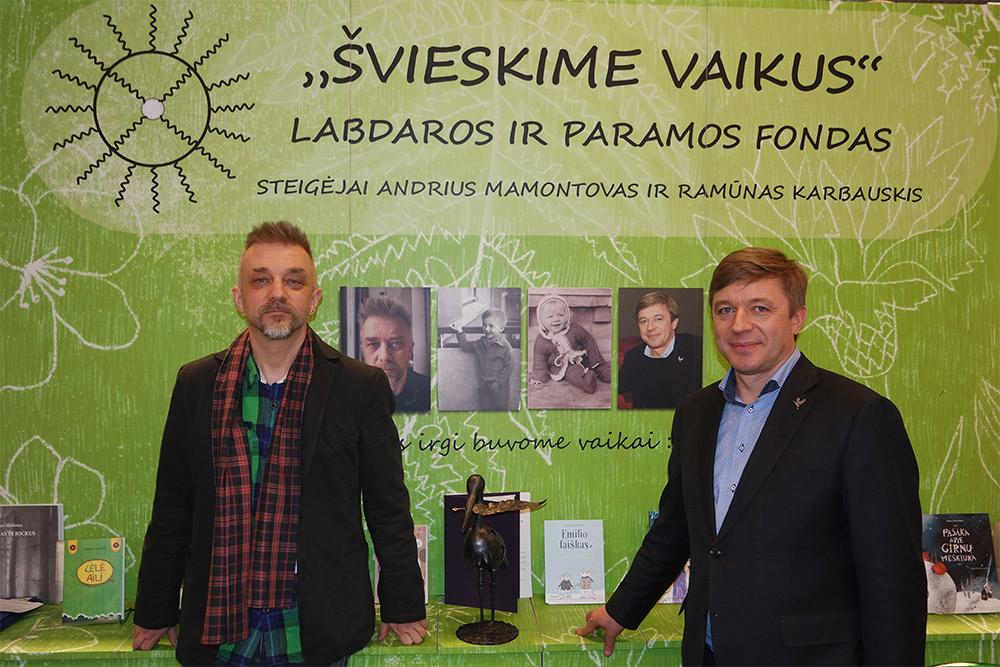 Fondas „Švieskime vaikus“ Lietuvos vaikų darželių auklėtiniams įteiks šimtmečio dovanas – šiuolaikiškus stilizuotus tautinius kostiumus