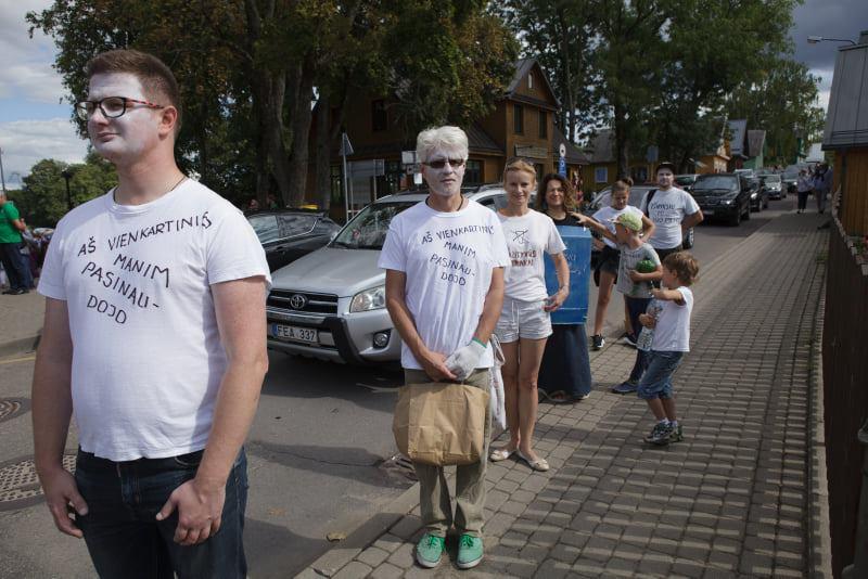 Pozityvi vietos bendruomenė Trakų gyventojus ir svečius ragina atsisakyti plastiko