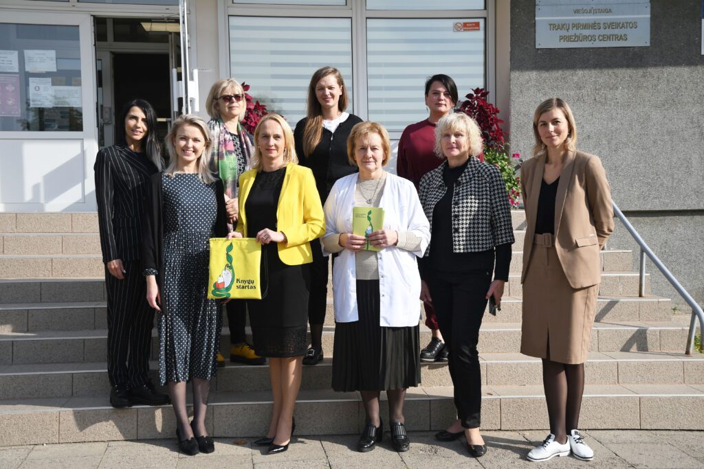 Trakus aplankė projektas „Knygų startas“ ir paliko dovanų lauknešėlių mažyliams