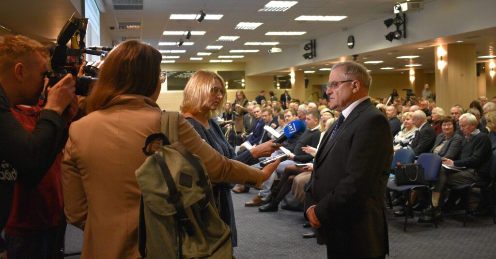 Nacionalinio susivienijimo kreipimasis dėl asmenvardžių rašymo pataisų