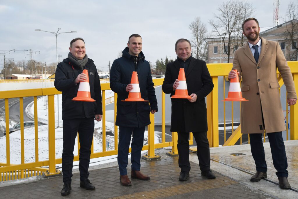Atidarytas Lentvario geležinkelio tunelis