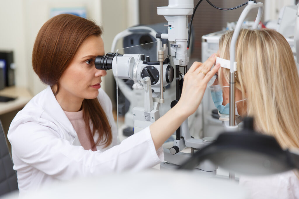 Gydytoja oftalmologė įspėja apie mažai žinomą akių ligą, galinčią lemti apakimą