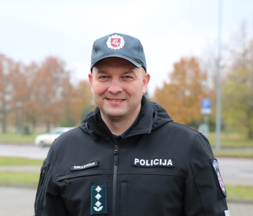 Lietuvos policijos mokyklos viršininkas R. Šimulevičius: padėsime pareigūnams rasti tinkamiausią karjeros kelią