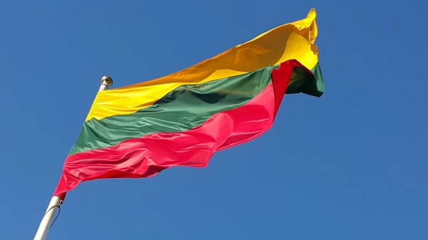 Sveikiname Vasario 16-osios – Lietuvos valstybės atkūrimo dienos proga!