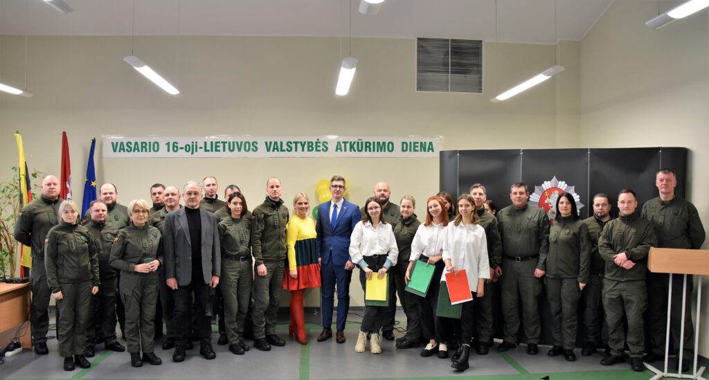 Vieningos ir prasmingos Lietuvos valstybės atkūrimo dienos!