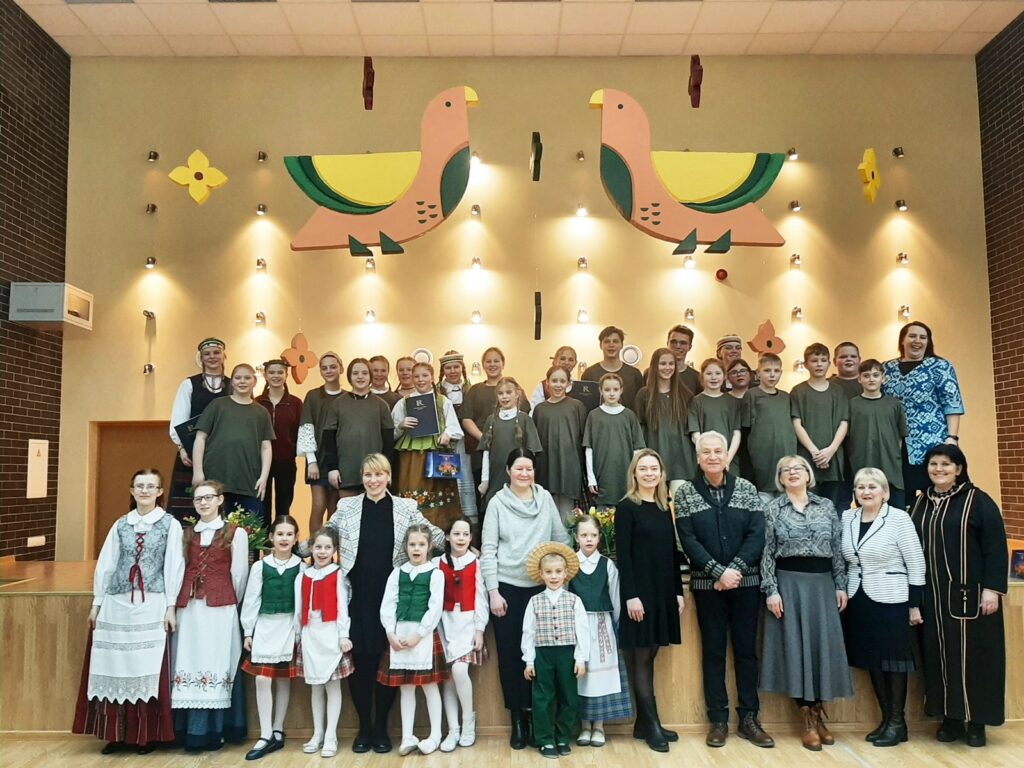 Nuskambėjo Lietuvos vaikų ir moksleivių – lietuvių liaudies kūrybos atlikėjų – konkurso „TRAMTATULIS“ vietinis ratas