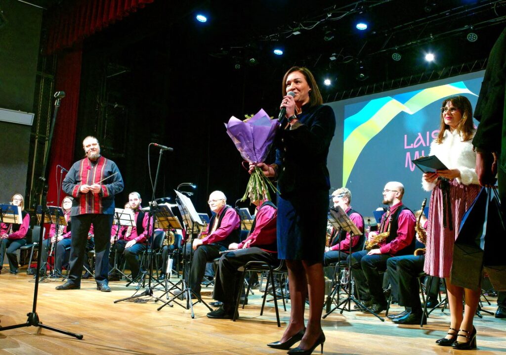 Trakiečius Valstybės dienos proga pasveikino Ukrainos muzikantai