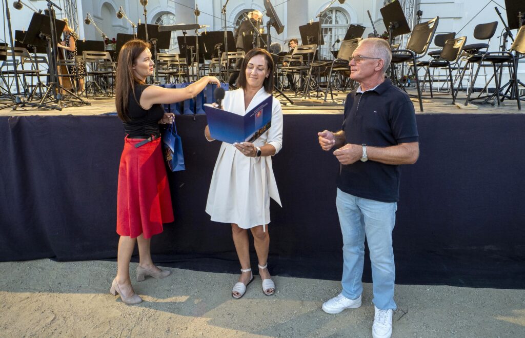 Padėkota XX tarptautinio muzikos festivalio „Užutrakio vakarų“ festivalio rengėjams